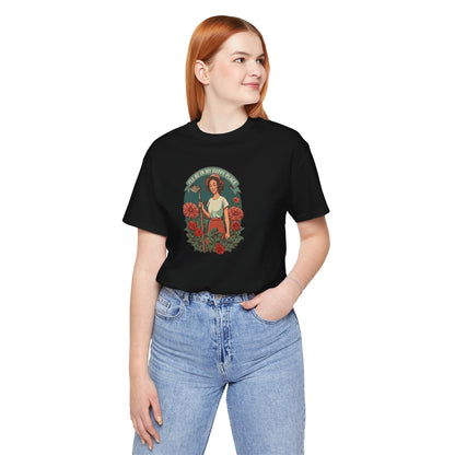 'I'll Be In My Happy Place' Dahlias Vintage Floral Retro Graphic Tee T-shirt